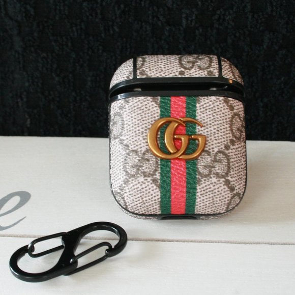 Gucci Other - NWT Gucci AirPod Case Cover and Clip